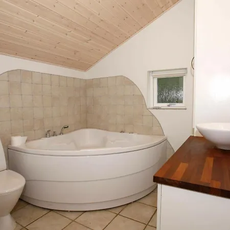 Four-bedroom Holiday In Hadsund 21